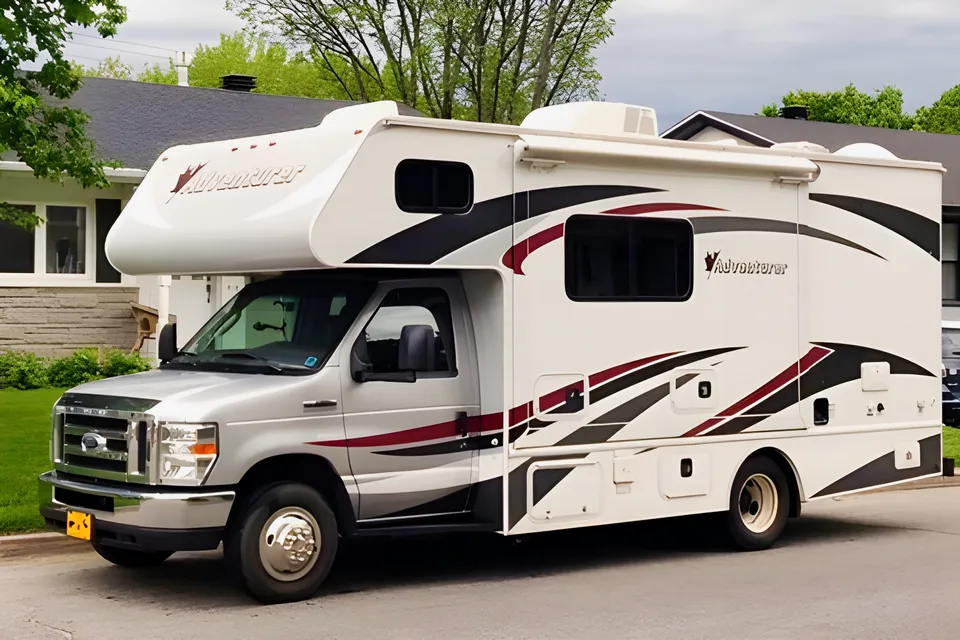 Advi (Ford Adventurer 23 pieds)
