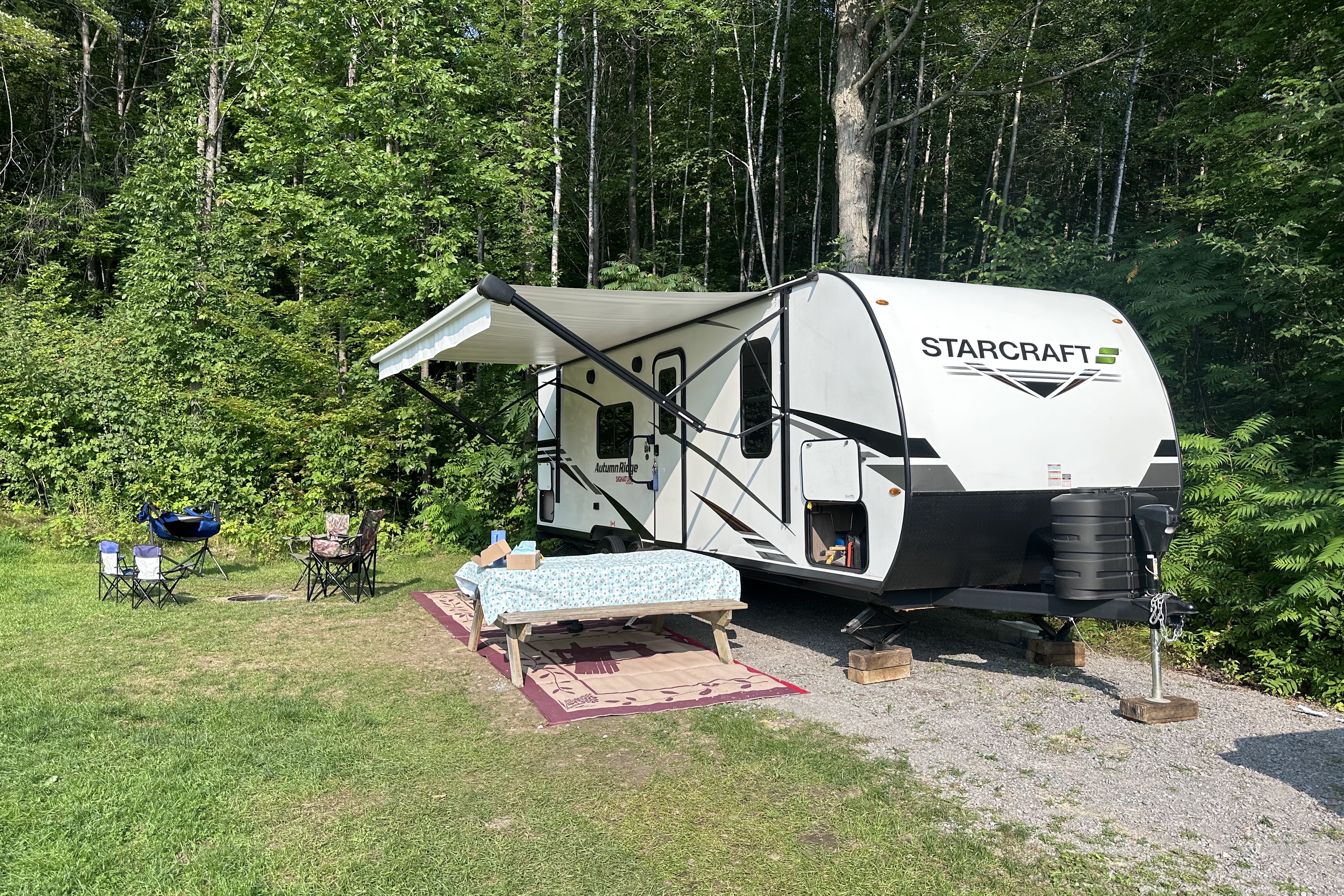 The Smith’s Starcraft 26bh Travel Trailer