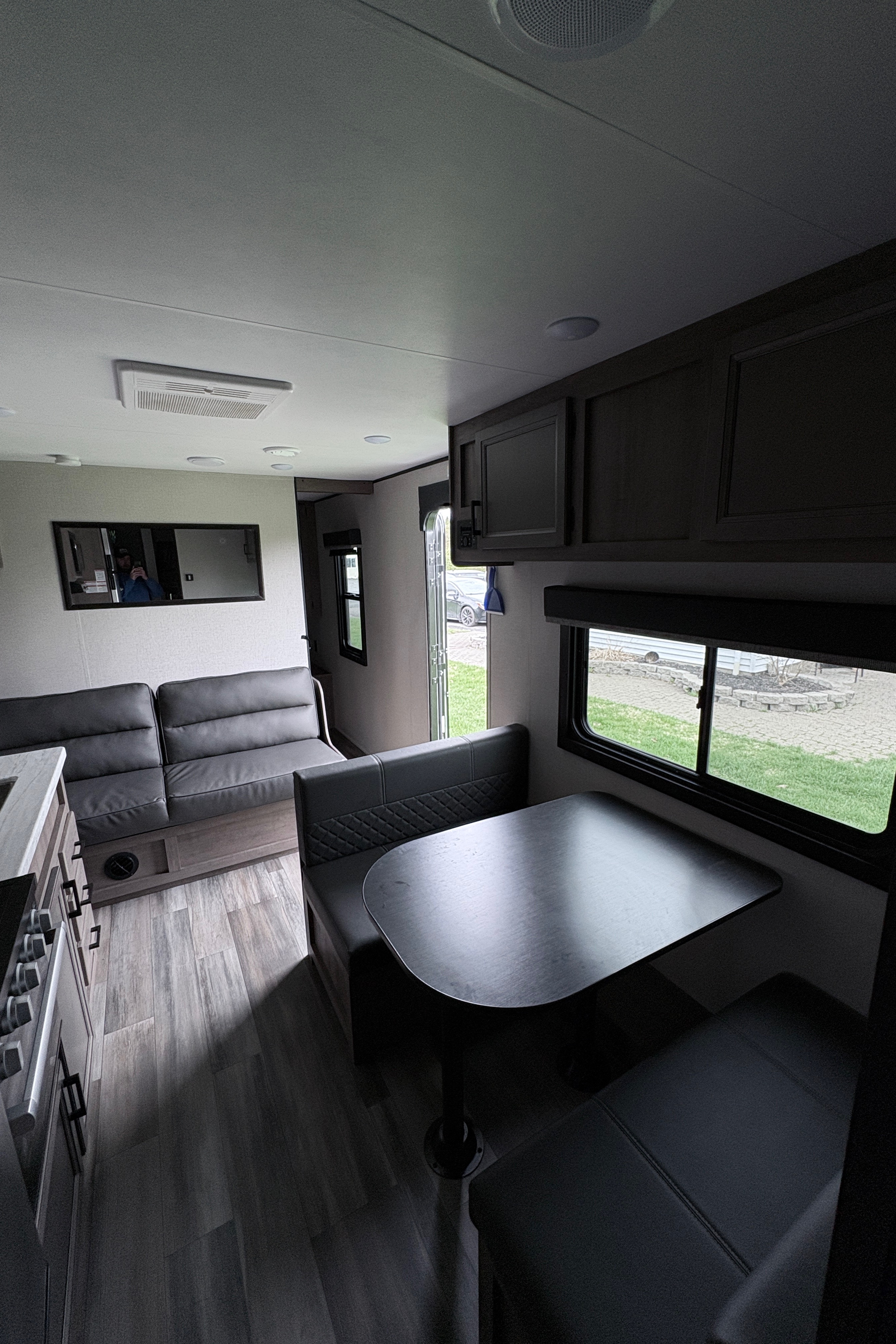 The Smith’s Starcraft 26bh Travel Trailer