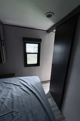 The Smith’s Starcraft 26bh Travel Trailer