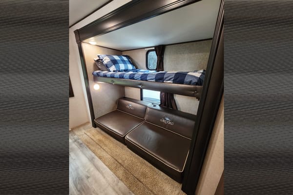 Jayco 324BDS Travel Trailer