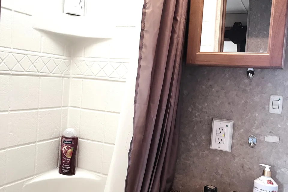 2 bedroom RV at Adventure Cottage Resort