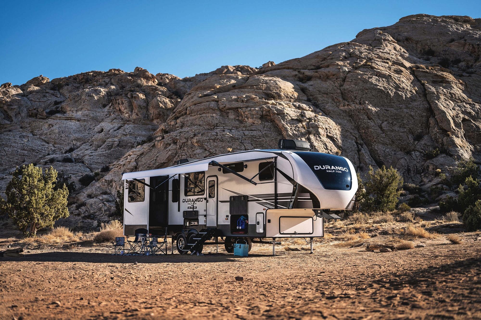 Rollin' Retreat - KZ Durango D290RLT Fifth Wheel