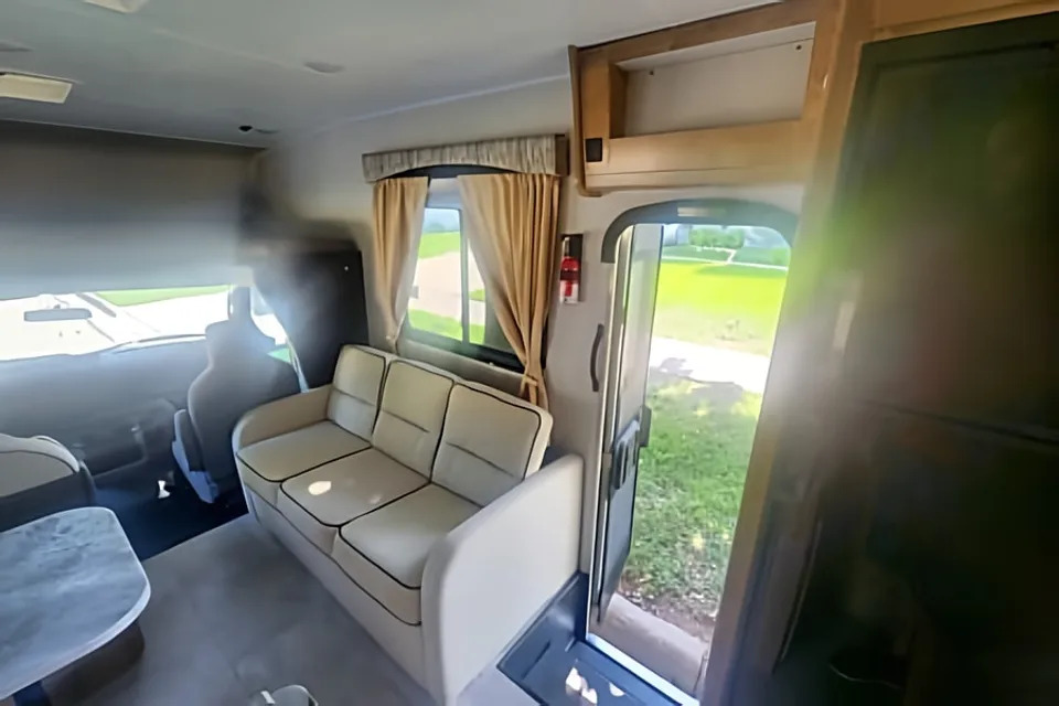  Coachmen leperchauen 27qb
