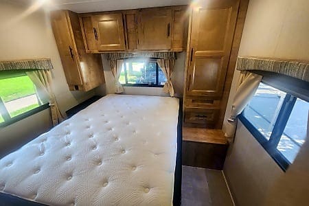 Coachmen leperchauen 27qb