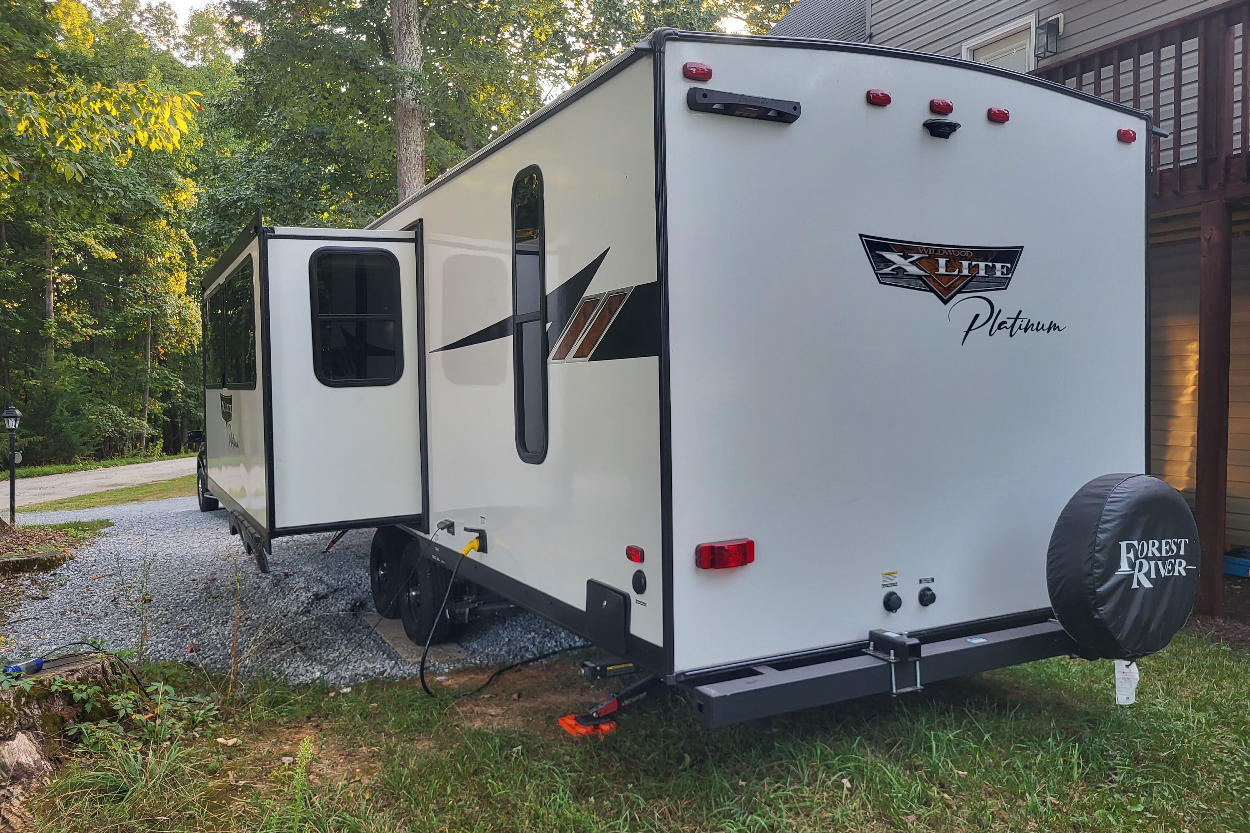Bunkbed Travel Trailer - Forest, VA - Horse Center Delivery