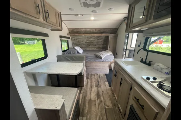 Cozy RV