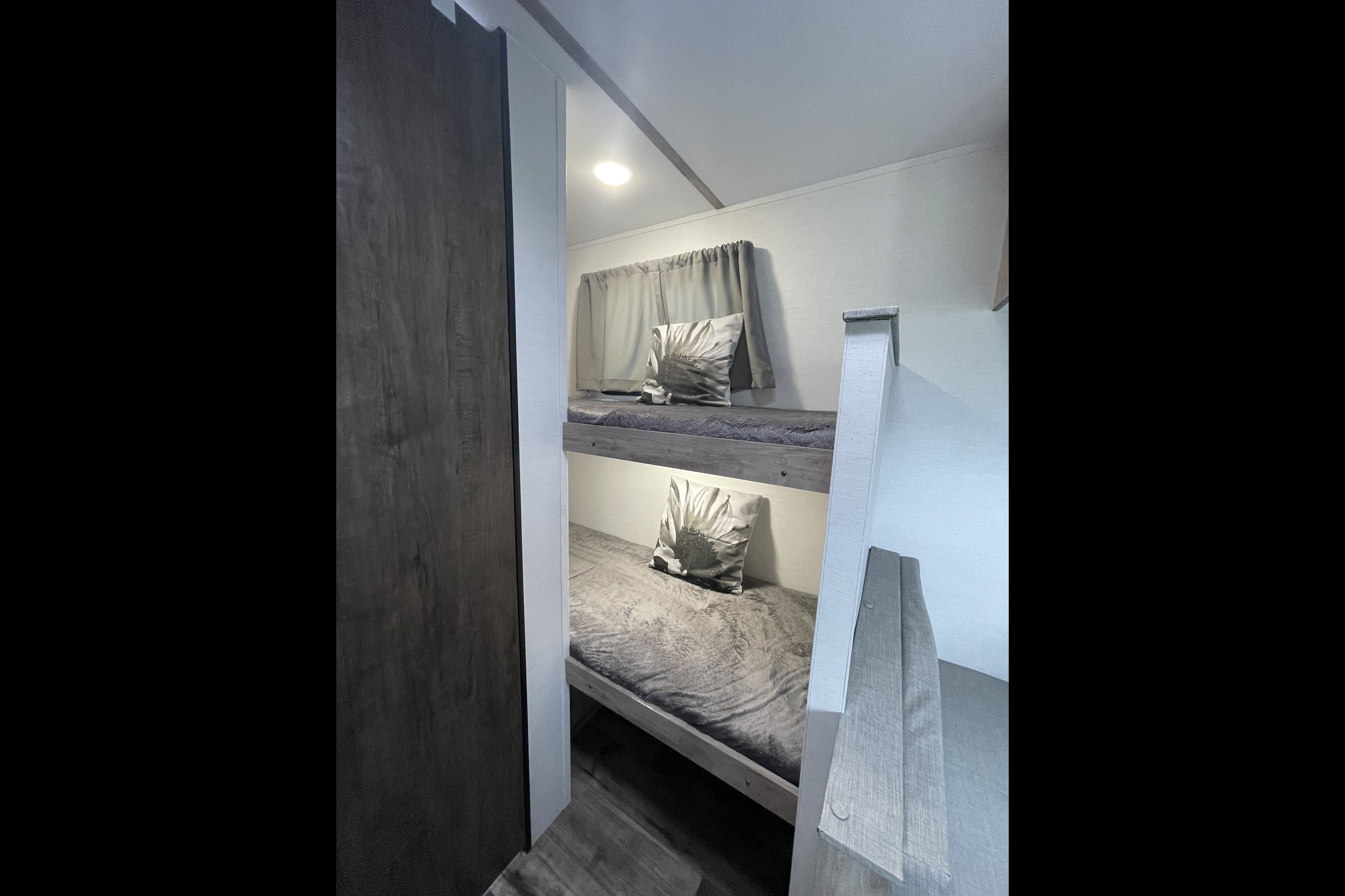 Cozy RV