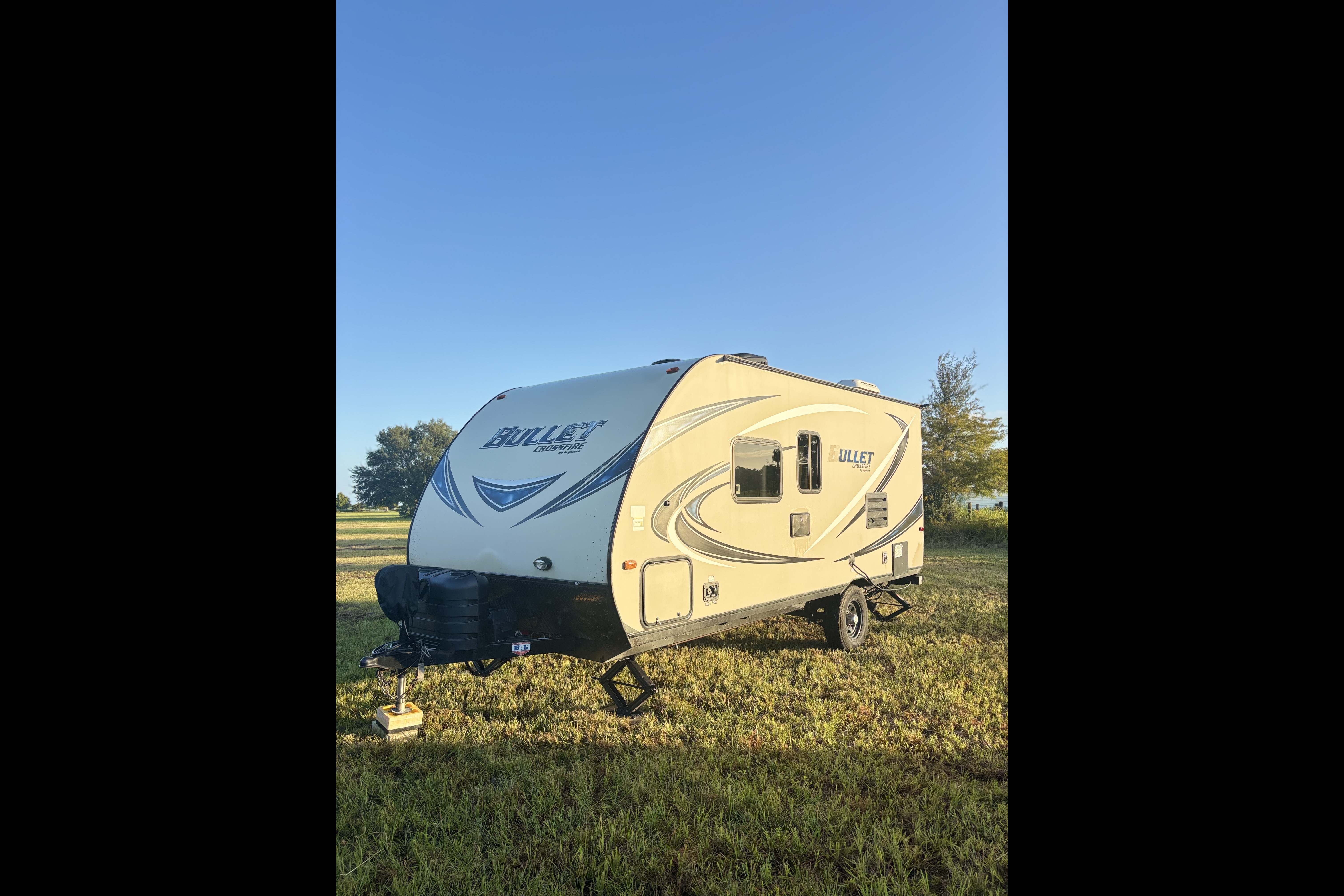 Encanto RV 2017 Keystone Bullet 1800RB