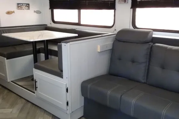 FSX Couples Coach: Small Family: Fully Equipped: Delivery Available