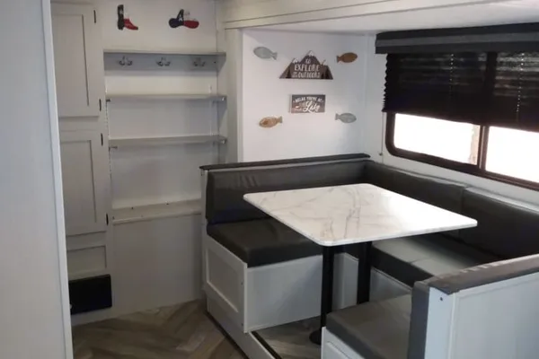 FSX Couples Coach: Small Family: Fully Equipped: Delivery Available