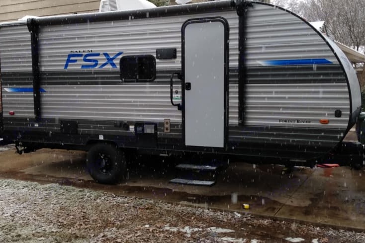  FSX Couples Coach: Small Family: Fully Equipped: Delivery Available 