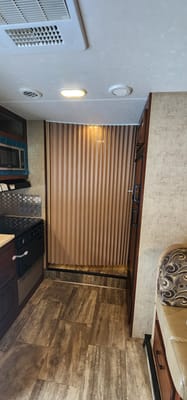 Steven's Forest River Sunseeker Class C