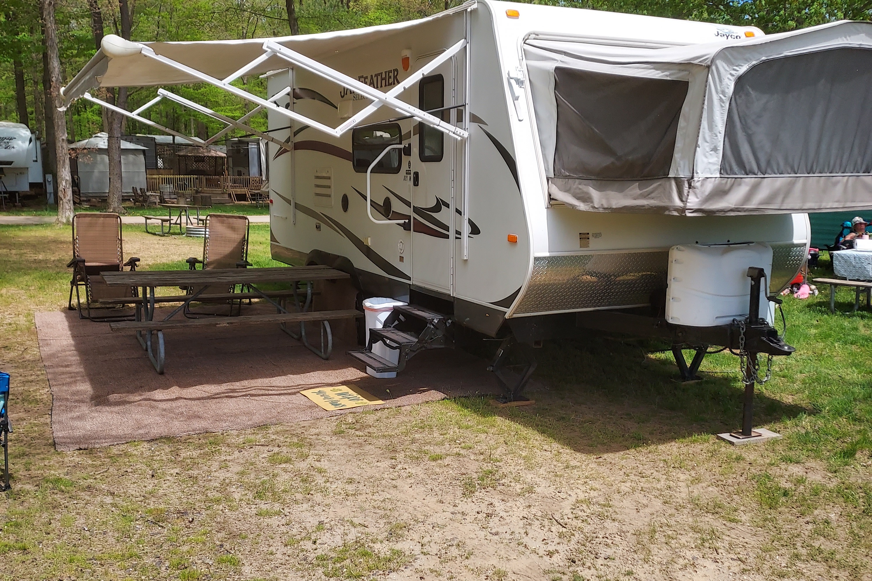 Jayco Jayfeather Hybrid - Easy to Pull 