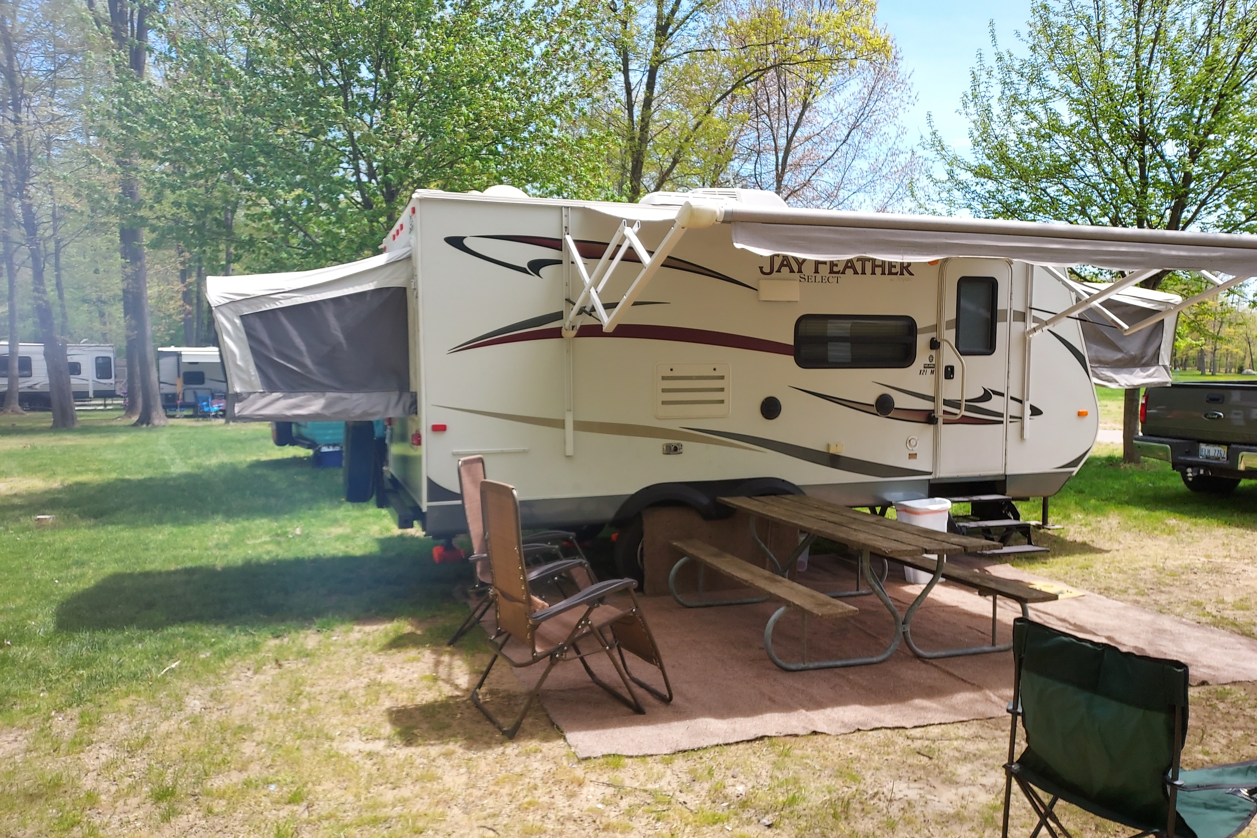 Jayco Jayfeather Hybrid - Easy to Pull 