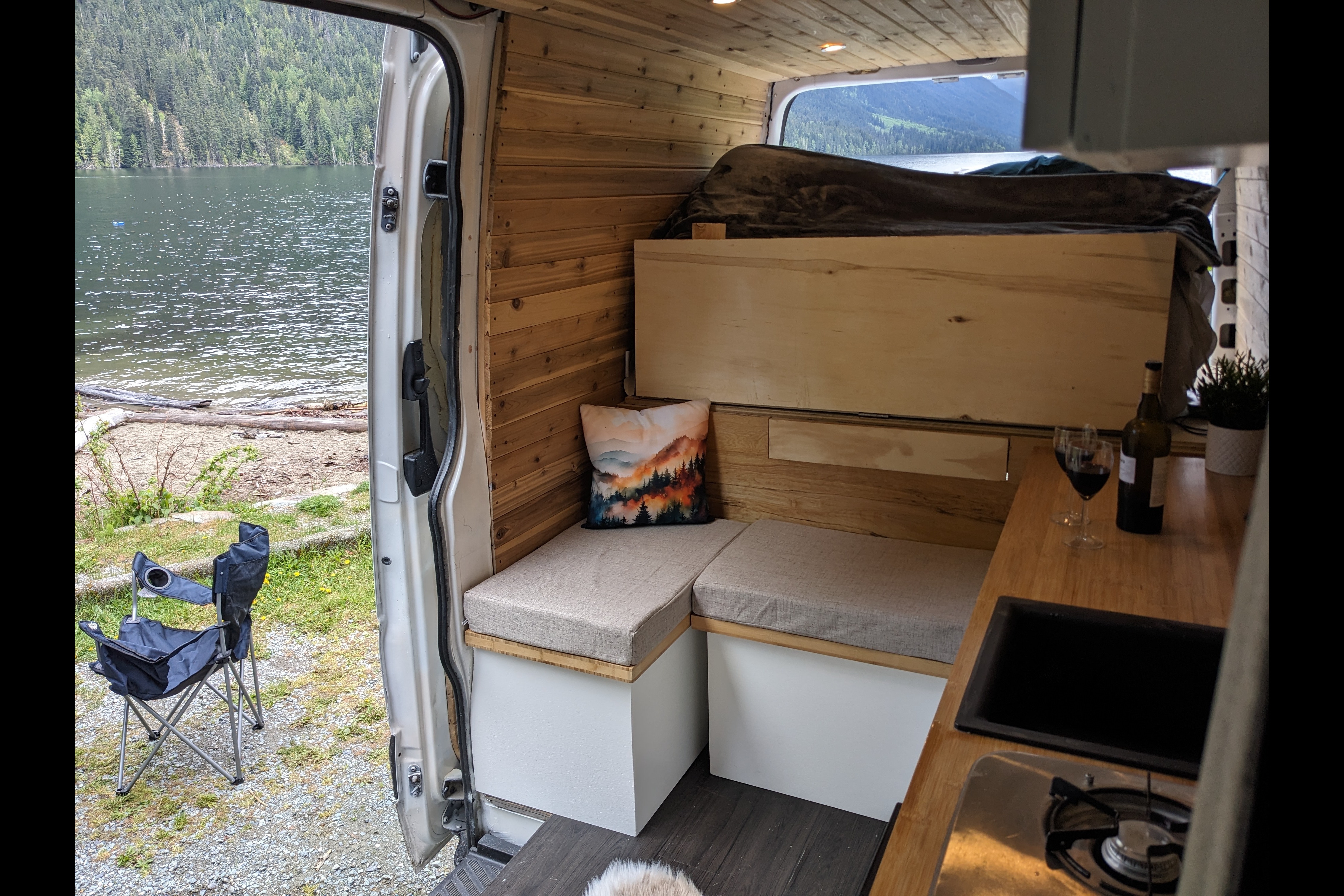 Stand 6ft+ Inside Save Money on Fuel: Diesel Engine Cozy Cabin on Wheels!