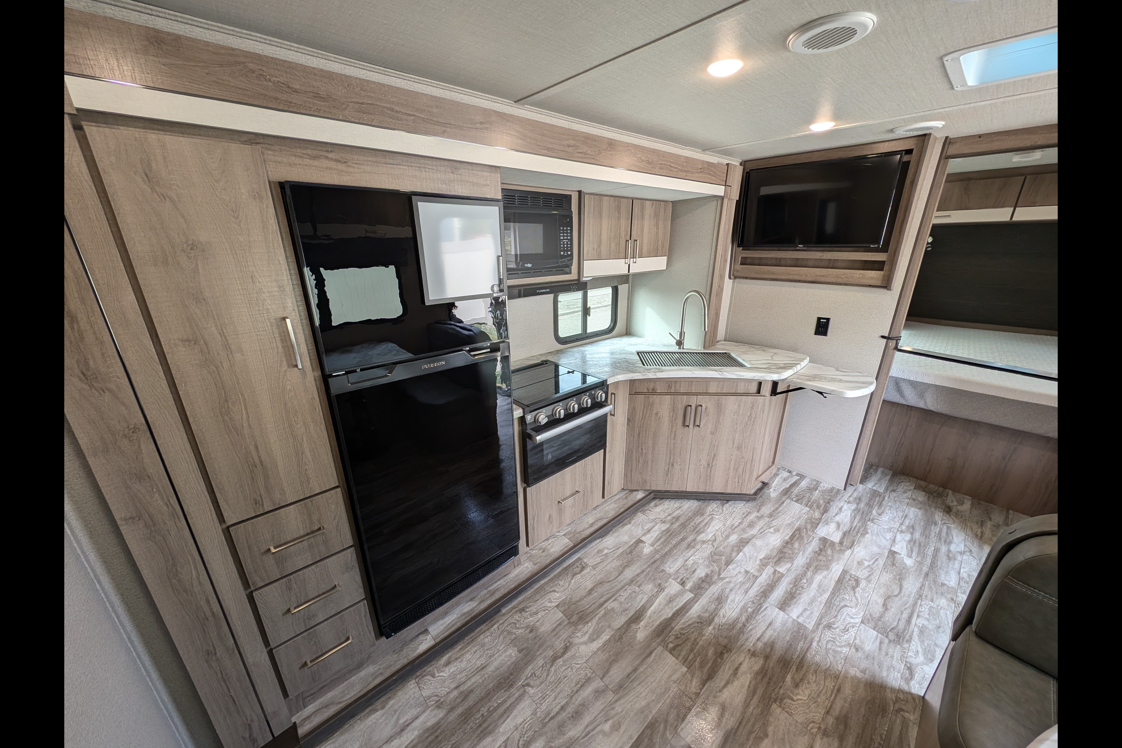 Austen's Grand Design Imagine XLS 23BHE Travel Trailer