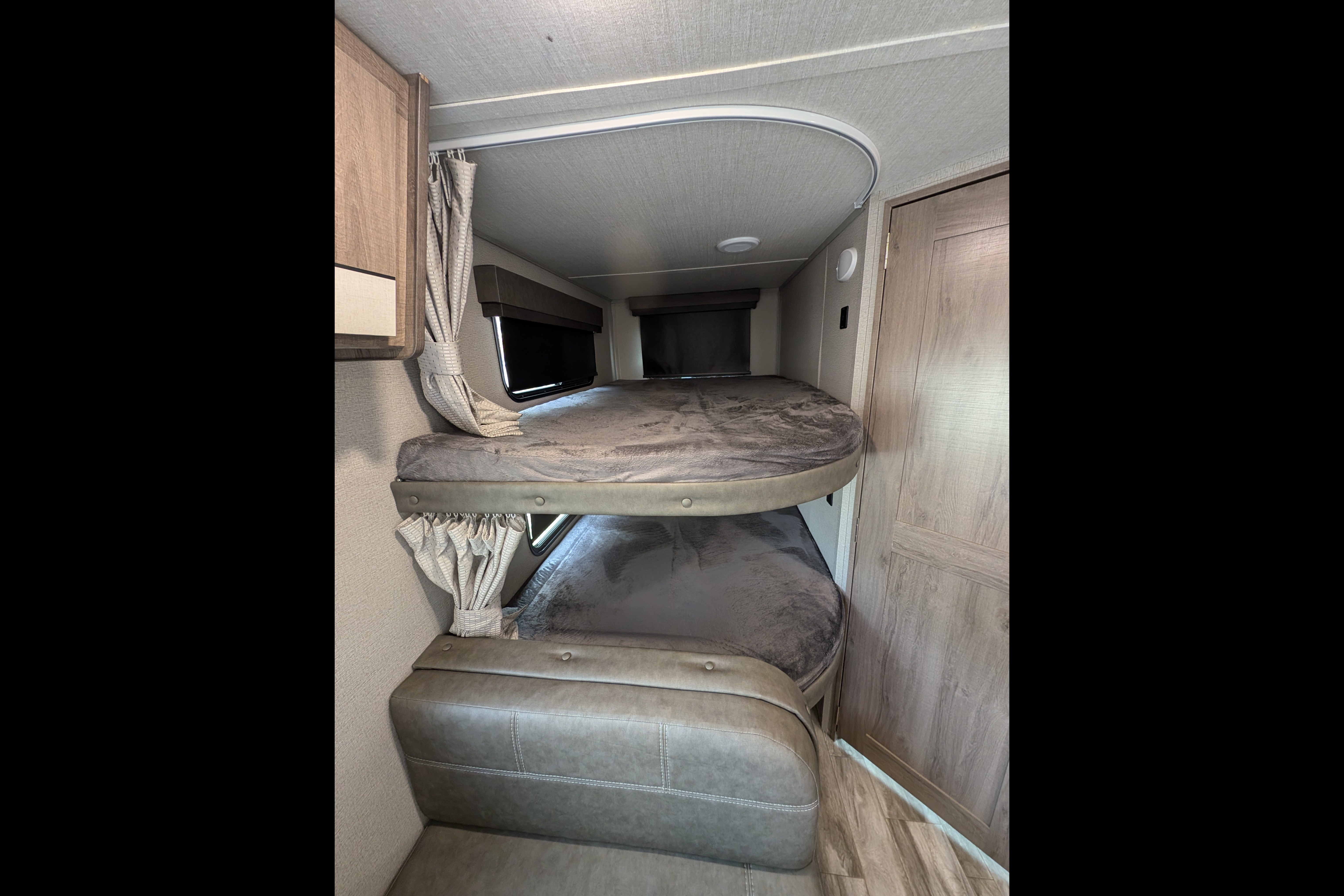 Austen's Grand Design Imagine XLS 23BHE Travel Trailer
