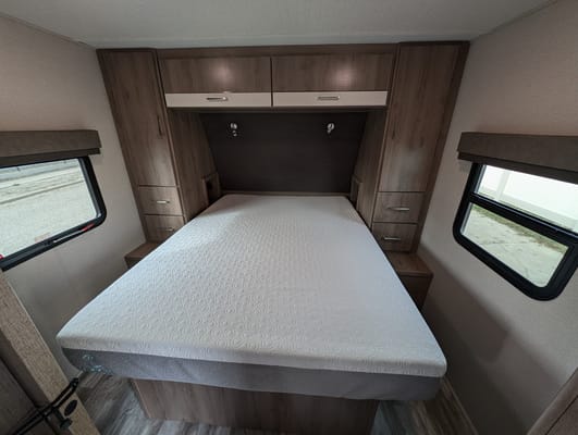 Austen's Grand Design Imagine XLS 23BHE Travel Trailer