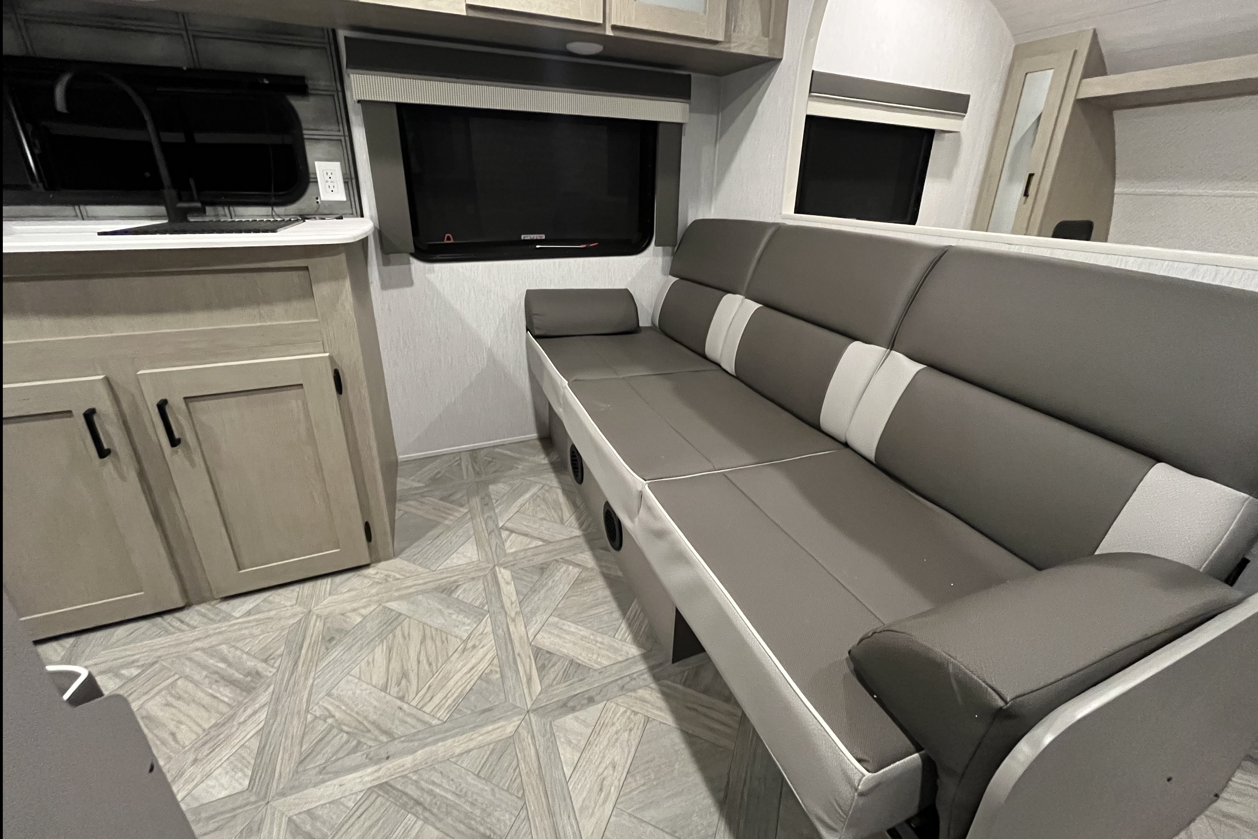 Bigfoot Adventure LLC's Forest River wildwood x-lite 231bhxl Travel Trailer