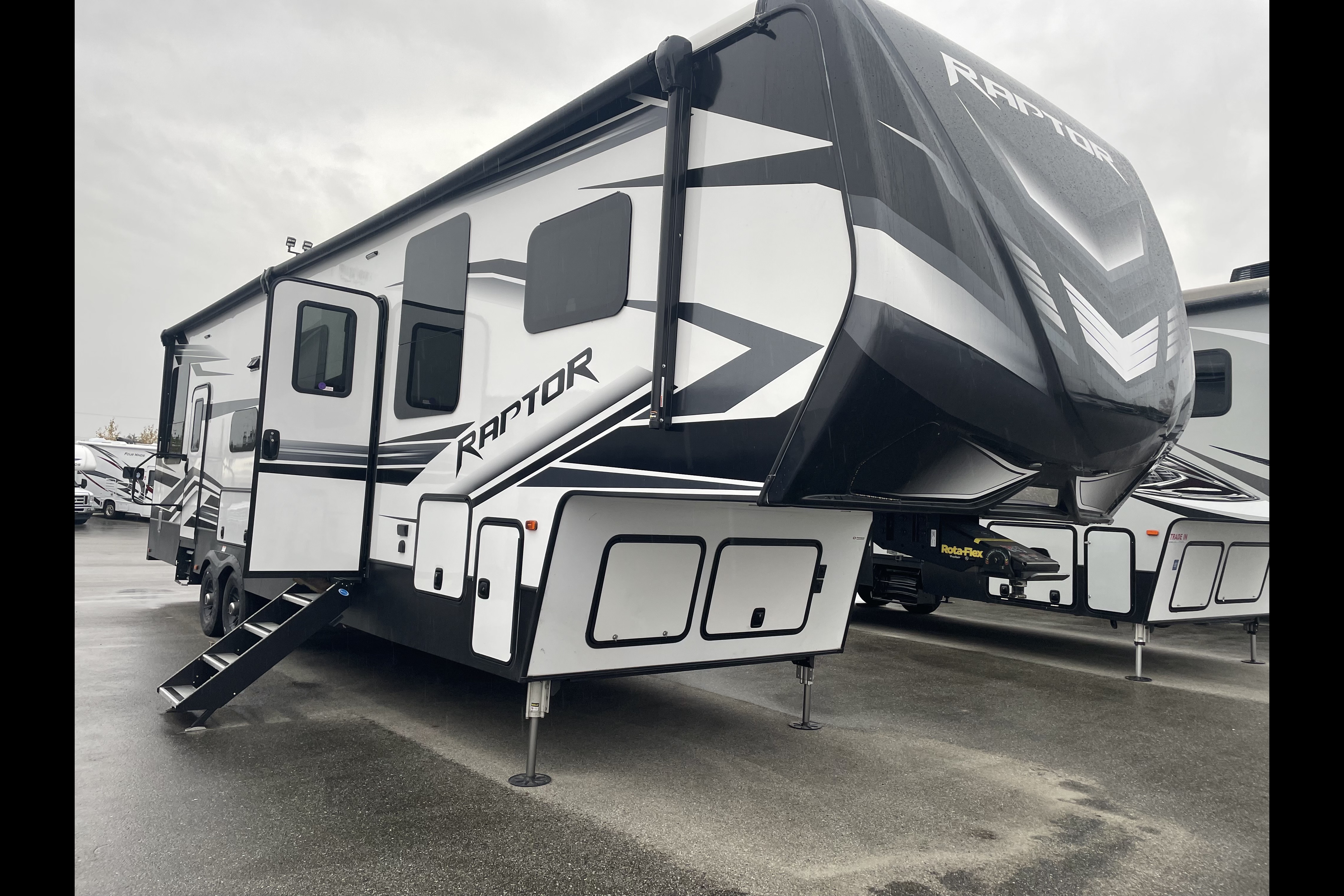 Emily's Keystone Raptor Fifth Wheel