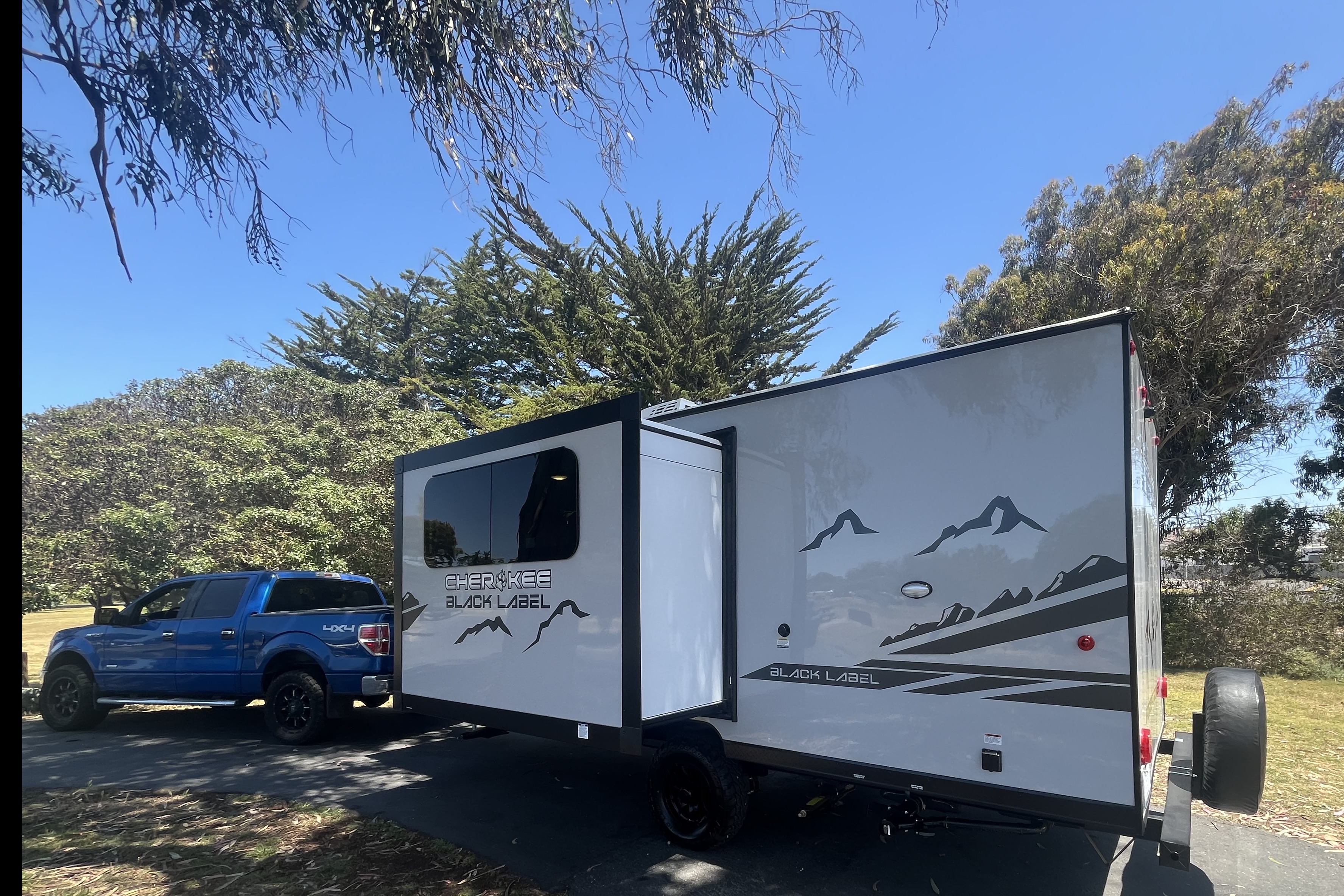 New 2025 black label delivered and fully setup