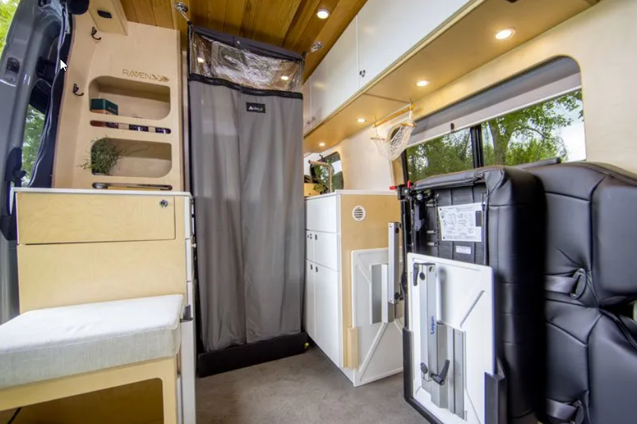 Sprinter 4x4 Raven 4 passagers Classe B