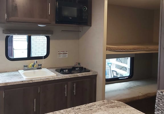 PETER's KZ Escape Travel Trailer