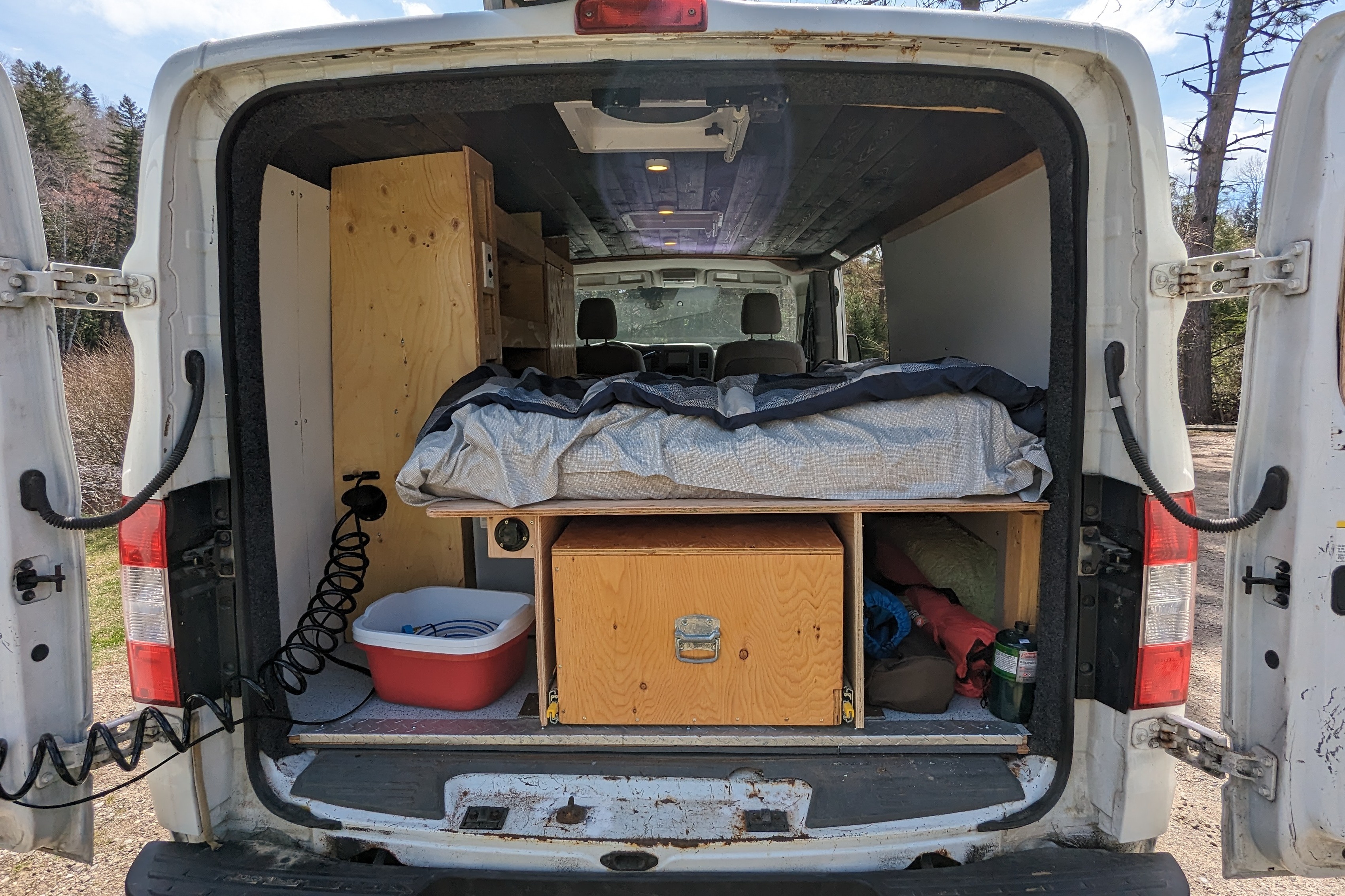 Shoebill Painter (Nissan NV 2012)
