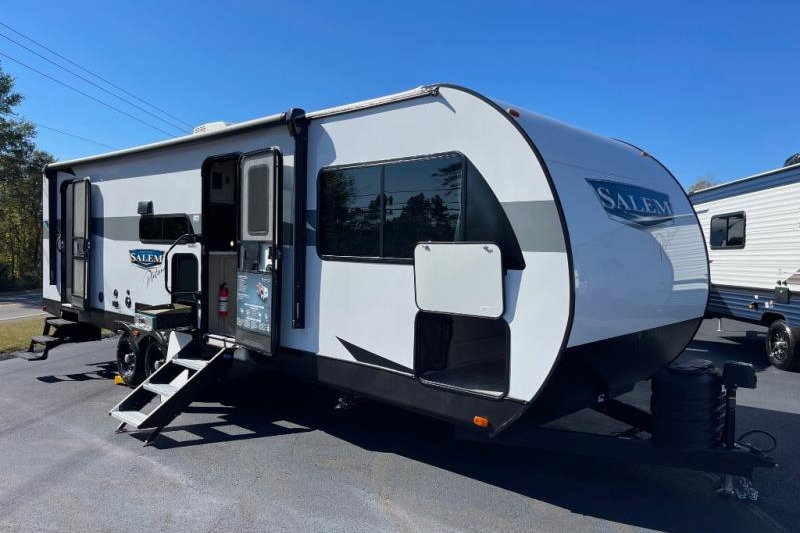 (Delta Dior) 2024 Forest River Salem 26 DB Bunk House