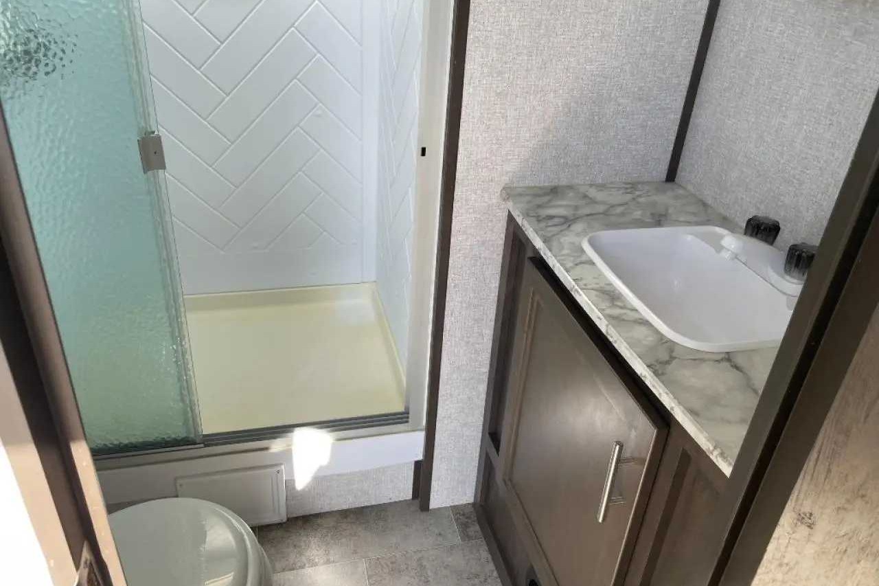 2020 Coleman 2955RL Travel Trailer