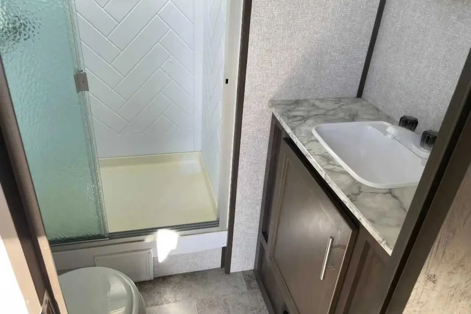 2020 Coleman 2955RL Travel Trailer