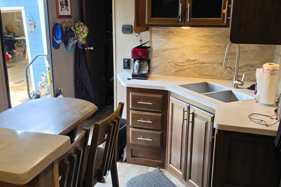 Jeff's Forest River RLT8324SB Travel Trailer