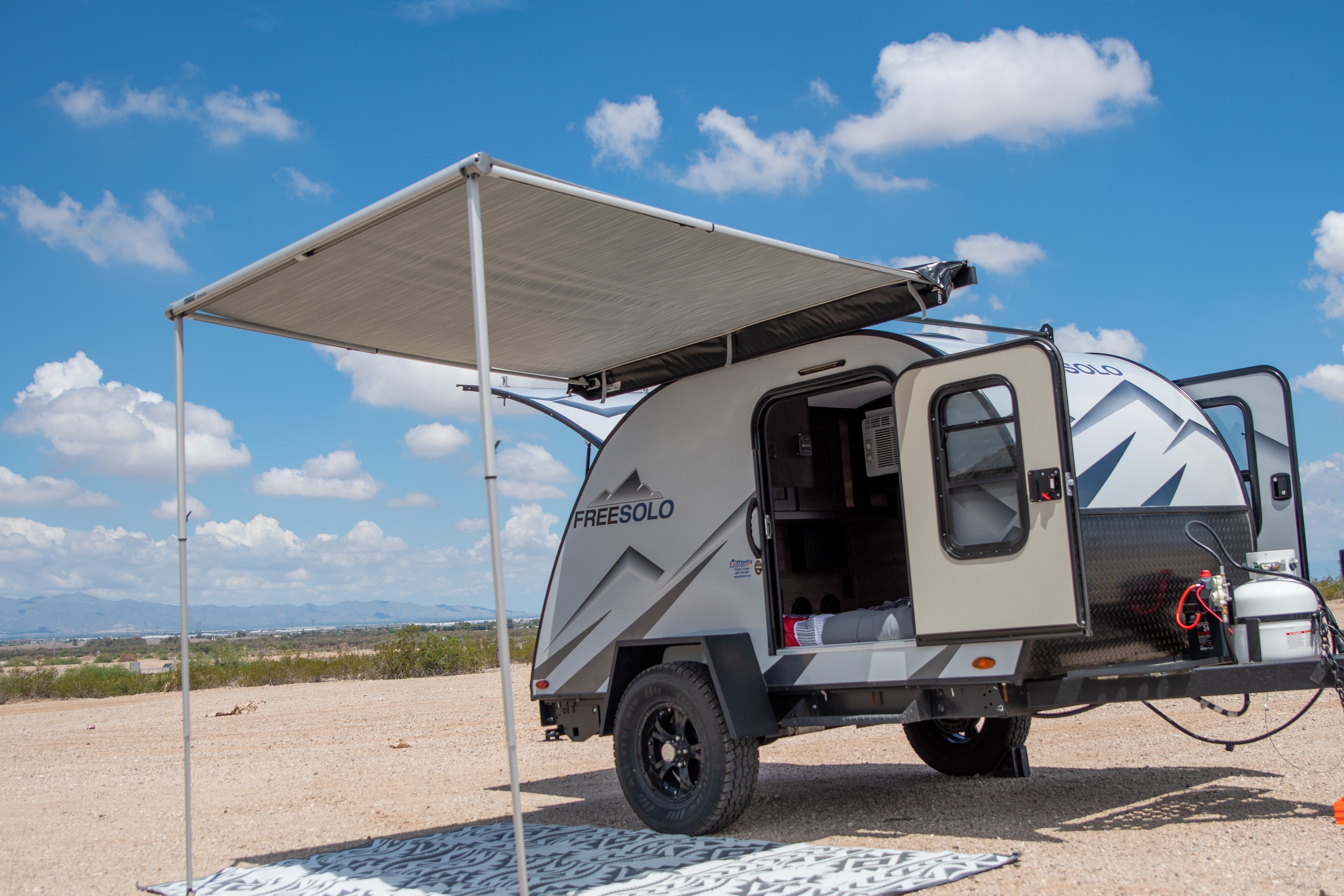 Easy Tow Good on Gas Glamper Camper