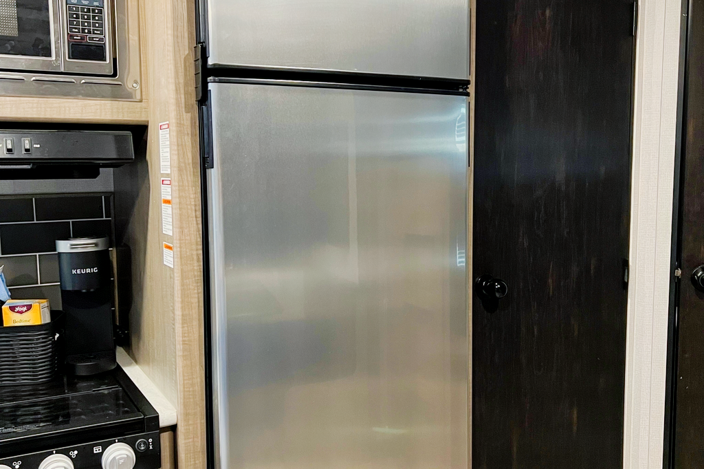 Rosas Family's - 2021 Keystone Hideout - 272BH Travel Trailer