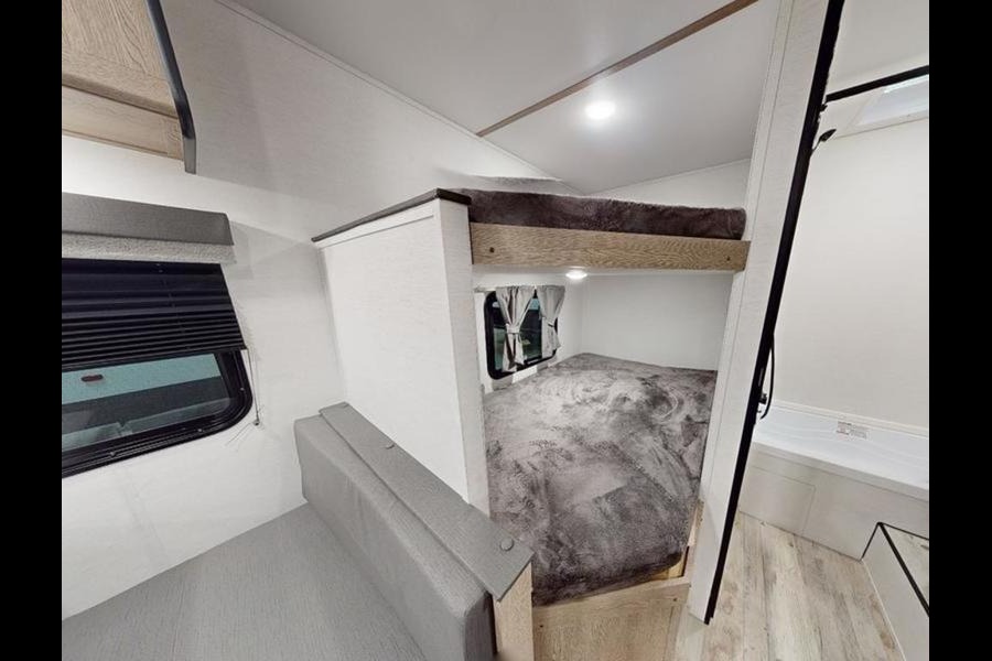 2025 GRAND RIVER 25BH Trailer