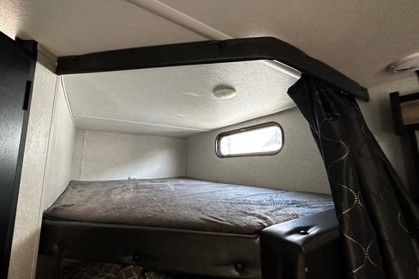 Jacob's Forest River 274BRB Travel Trailer