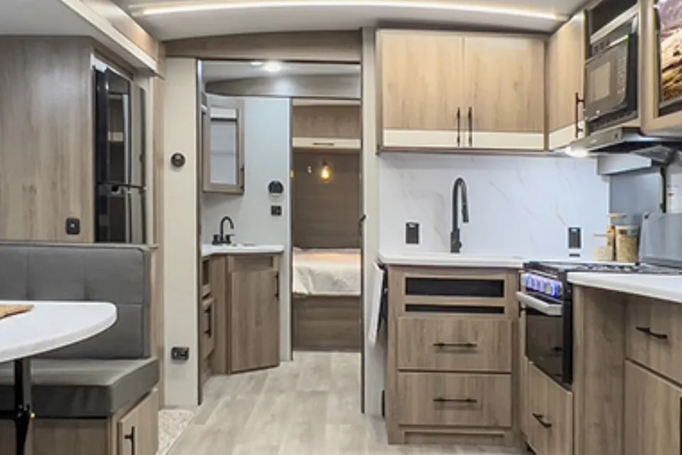Sweet Retreat (Delivery Only) 2023 Grand Design Imagine
