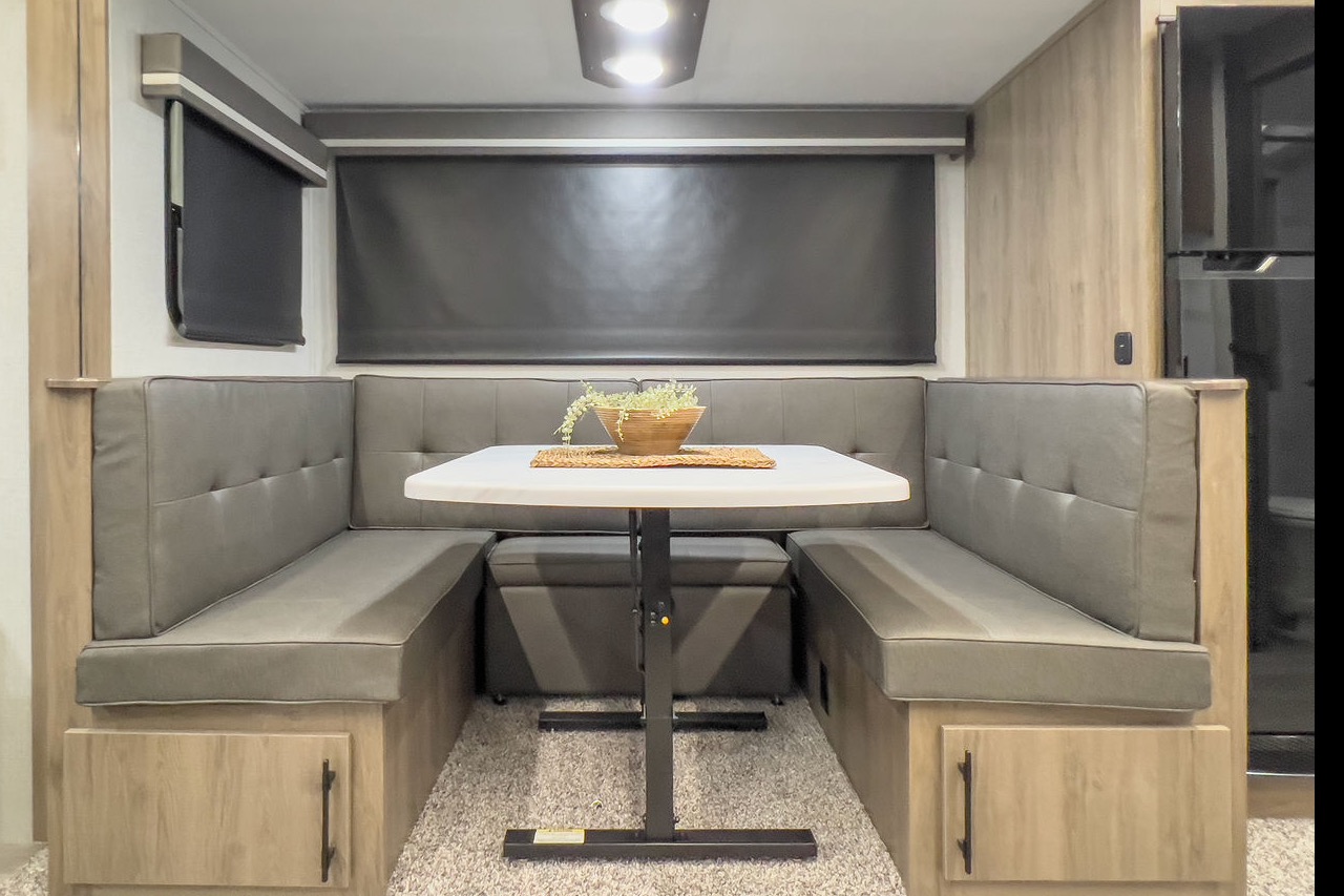 Sweet Retreat (Delivery Only) 2023 Grand Design Imagine