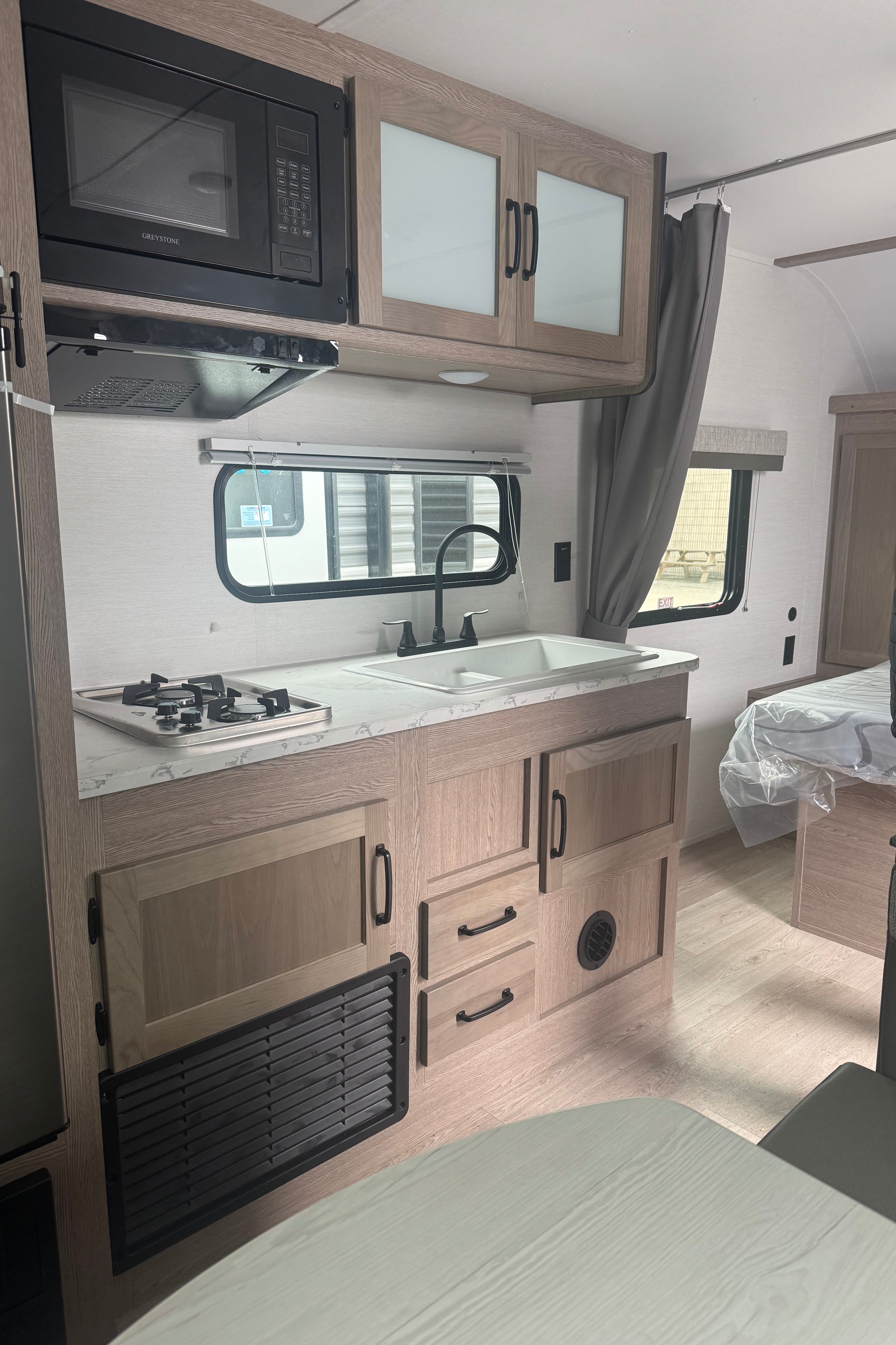 James and Jenny's Grand River 25BH Travel Trailer