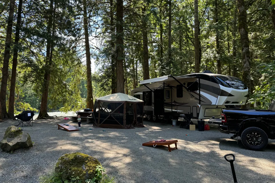 Jason's Keystone 336bhs Fifth Wheel