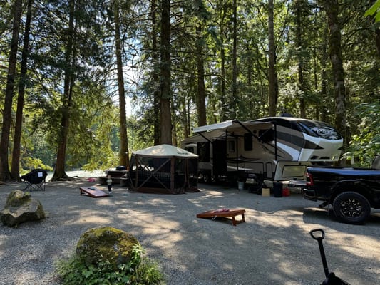 Jason's Keystone 336bhs Fifth Wheel