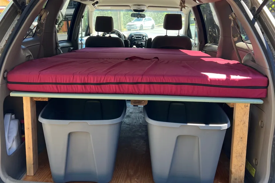 Vanessa’s Sienna/ Rooftop Tent