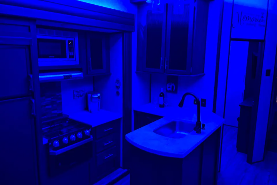  Fully Equipped RV-Perfect for Families or Couples!