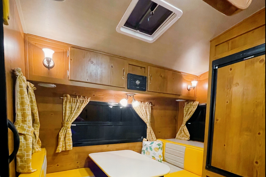 Courtney's Woody Vintage Cruiser