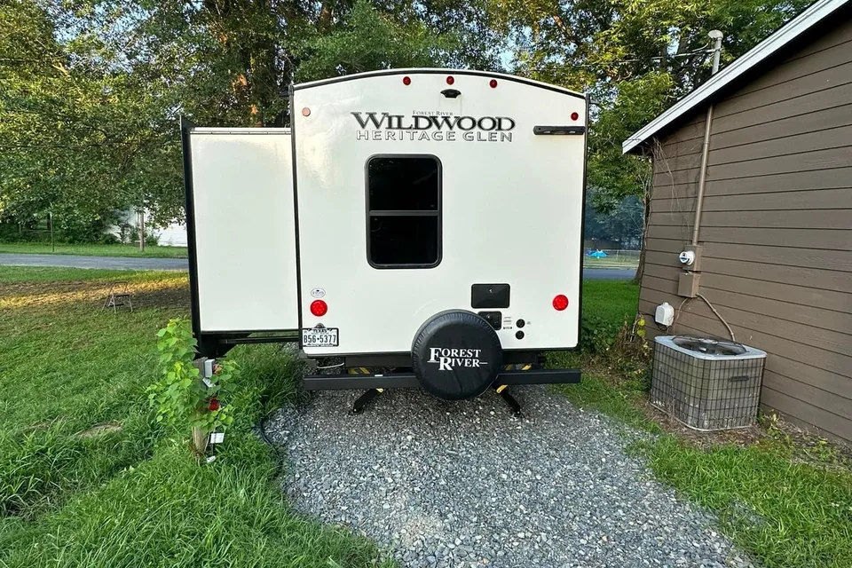 Bryan's Forest River Heritage Glen 310BHI Travel Trailer