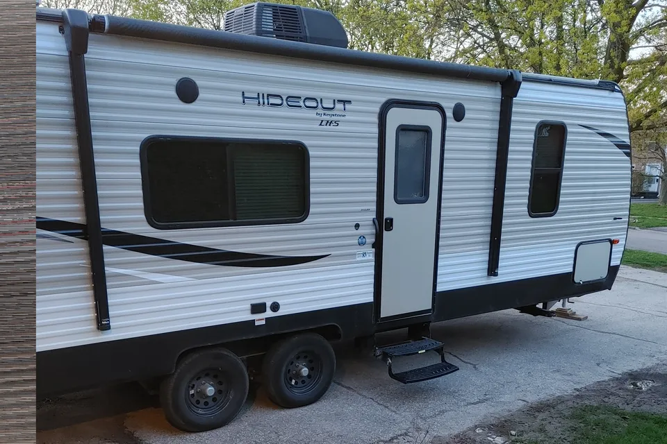Melissa's Keystone Hideout Travel Trailer