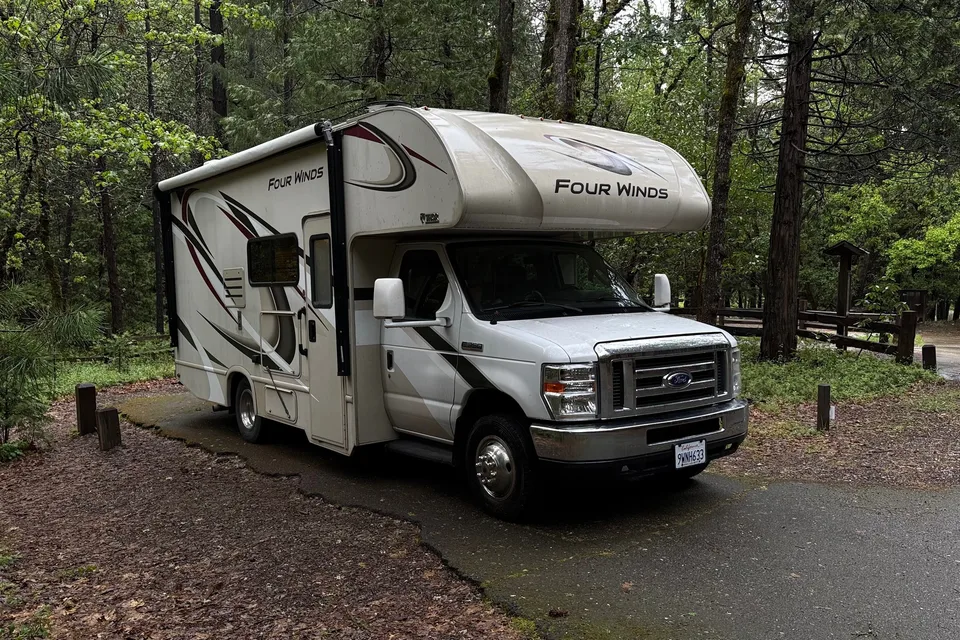 Fully stocked Big Bertha 24ft with solar
