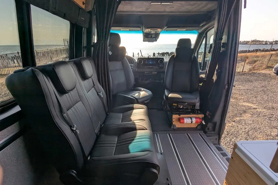 Easy-to-Drive Custom Mercedes Sprinter 170