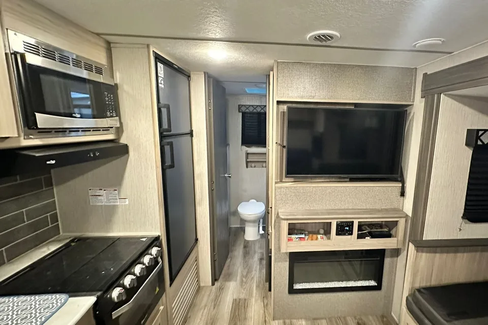 Freedom express Travel Trailer